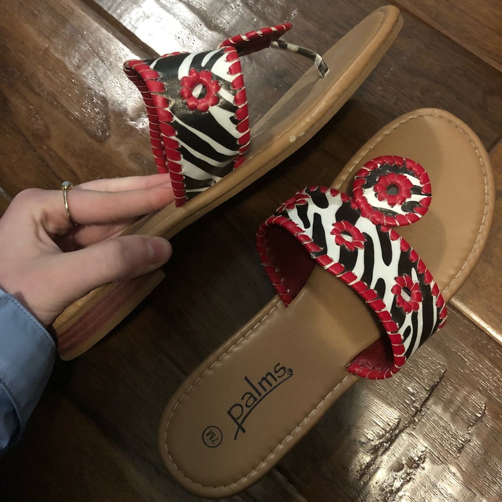 Palm sandals